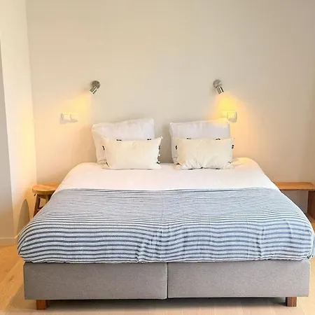 Spacious Family Duplex With Sunny Terrace Near The