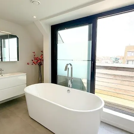 Spacious Family Duplex With Sunny Terrace Near The Apartmán
