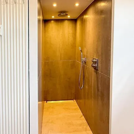 Apartmán Spacious Family Duplex With Sunny Terrace Near The *